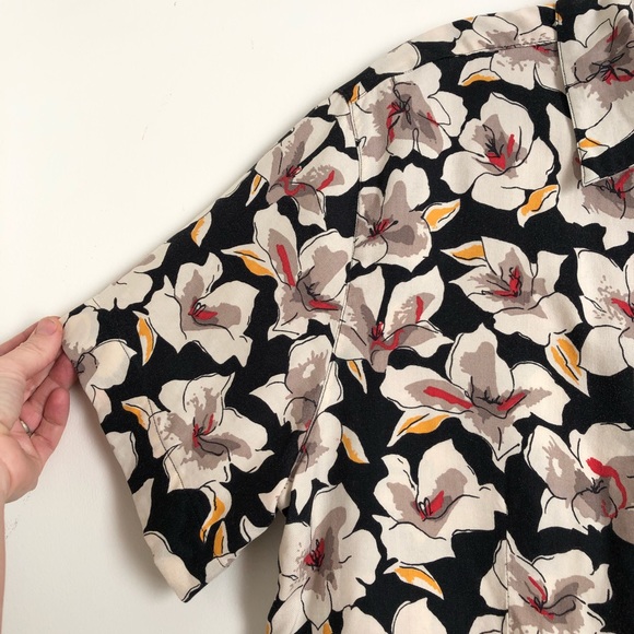 Vintage Jones New York Floral Short Sleeve Collared Blouse D17 - Picture 5 of 8